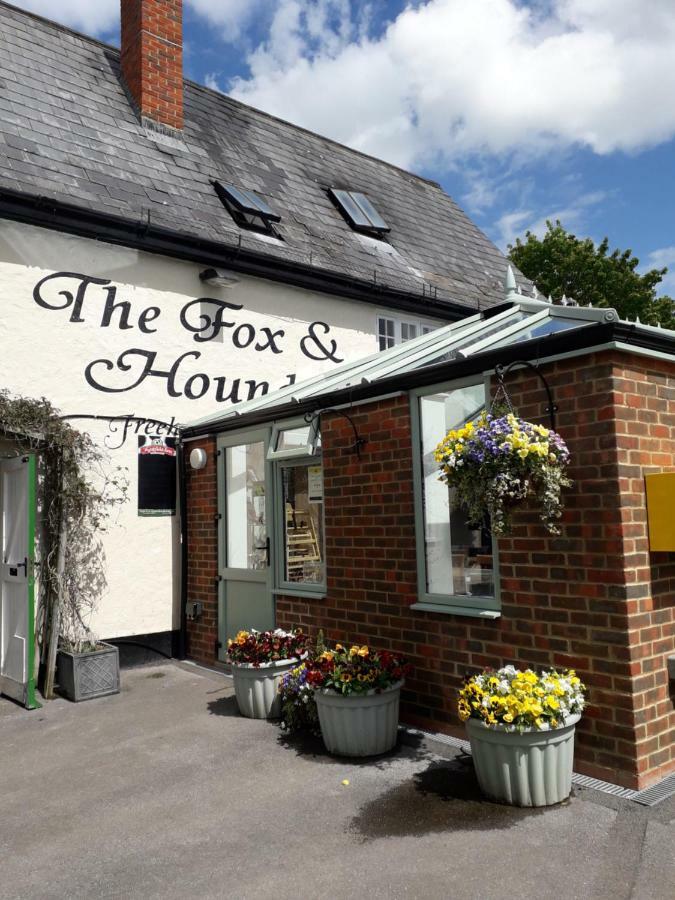 Fox And Hounds Hotel Faringdon Kültér fotó